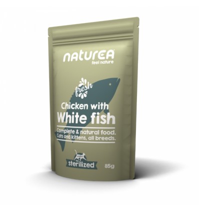 Naturea WetFoods Gato Esterilizado Frango com Peixe Branco 85gr